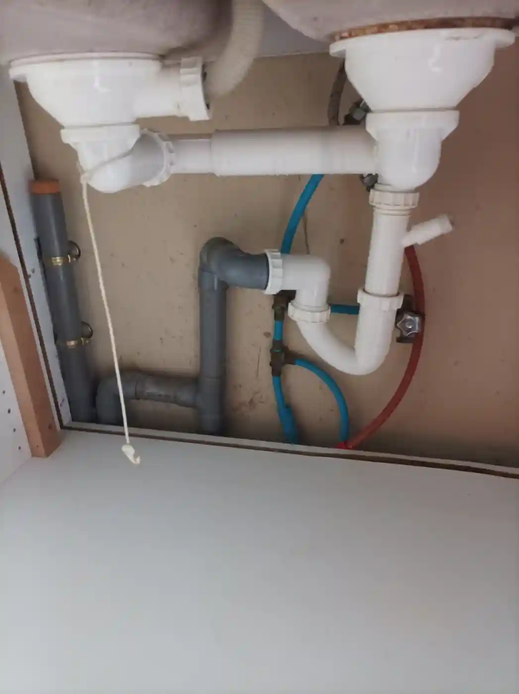 Home debouchage evier narbonne baliste intervention canalisation siphon bouche hydrocureur